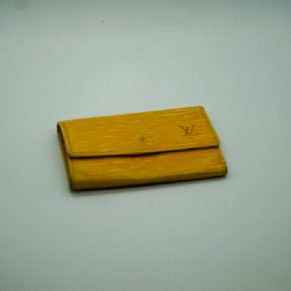 Louis Vuitton Yellow Leather Key Chain Holder Textured Compact Logo Accent